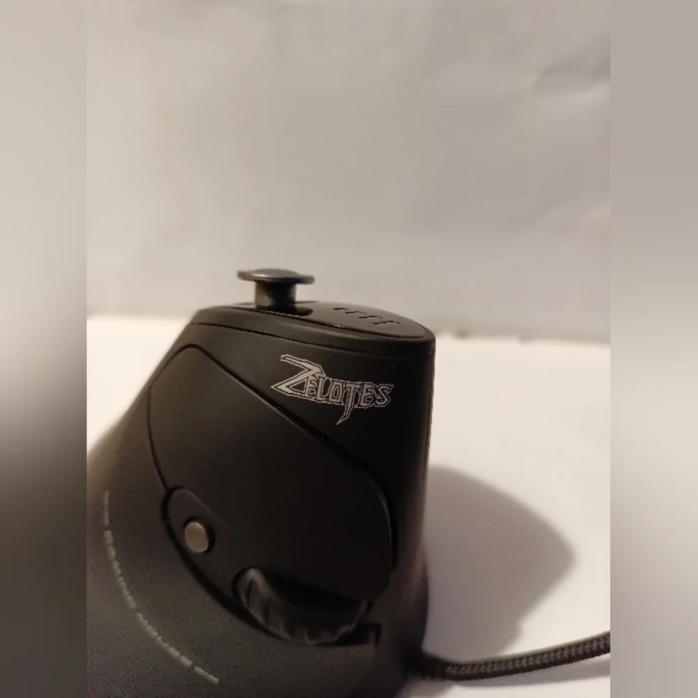 Vertical Gaming Mouse